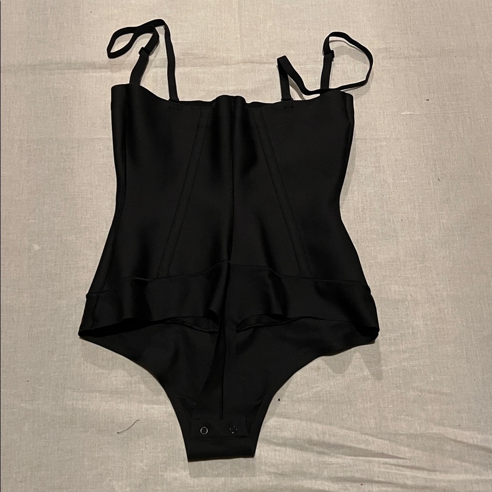 SKIMS NWT Core Sculpt Waist Cincher Thong Black Bodysuit